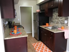 Lime on 4th Apartments in Long Beach, CA - Building Photo - Building Photo