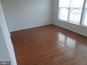 11764 Dawkins Ridge Ln in Linton Hall, VA - Building Photo - Building Photo