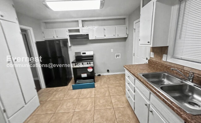 244 E Haven Dr in Birmingham, AL - Building Photo - Building Photo