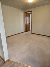 1301 Grace St, Unit 3 in Winona Lake, IN - Building Photo - Building Photo