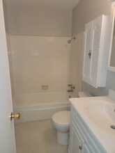 2610 Demaret Dr in Gulfport, MS - Building Photo - Building Photo