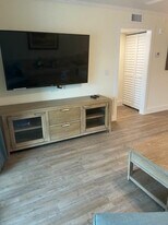 7785 Estero Blvd in Fort Myers Beach, FL - Building Photo