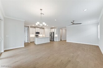 475 Polihale Wy in Naples, FL - Building Photo - Building Photo