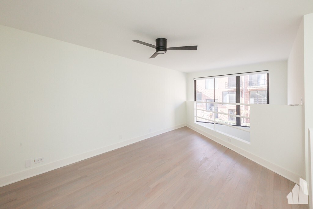 944 W Grace St in Chicago, IL - Foto de edificio