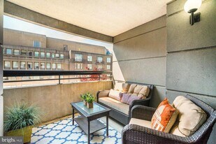 2311 M St NW in Washington, DC - Building Photo