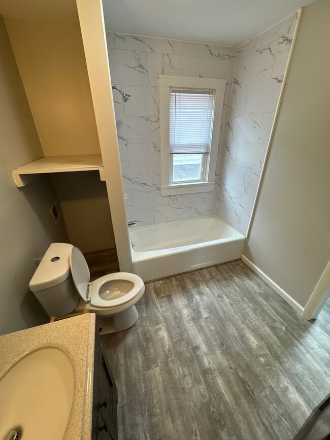 1386 Electric Ave, Unit 1 in Buffalo, NY - Building Photo - Building Photo