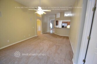 9803 White Barn Way in Riverview, FL - Building Photo - Building Photo