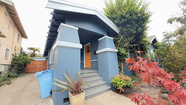 2433 Bonar St in Berkeley, CA - Building Photo - Building Photo