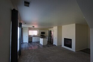 7863 Downing St in Thornton, CO - Building Photo