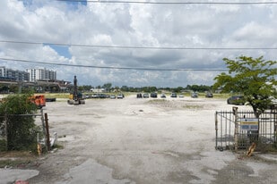 Northside Town Station in Miami, FL - Building Photo