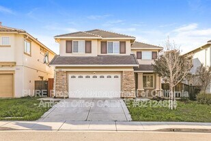 5208 Rainwood Way in Antioch, CA - Building Photo