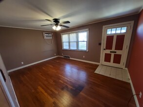 119 Lindegar St in Linden, NJ - Building Photo - Building Photo