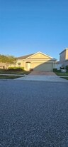 279 Williamson Dr in Davenport, FL - Building Photo