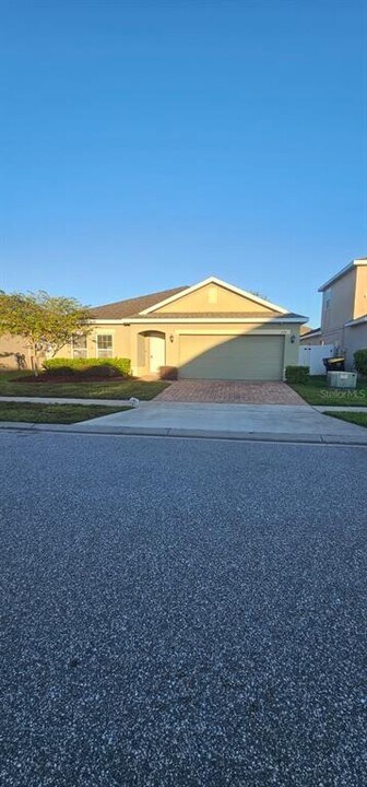 279 Williamson Dr in Davenport, FL - Building Photo