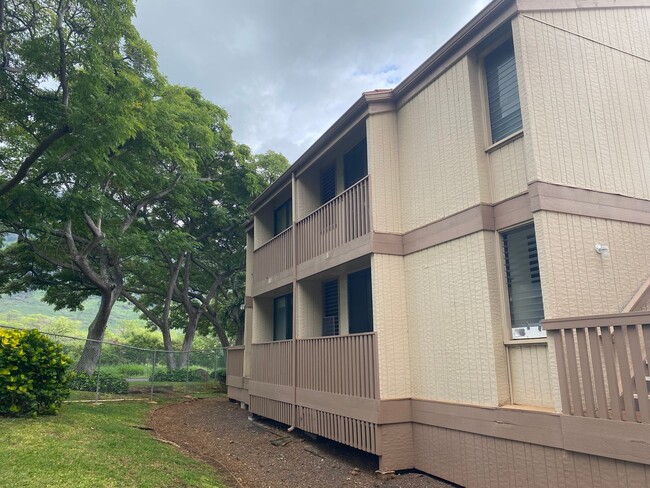 84-757-757 Kiana Pl in Waianae, HI - Foto de edificio - Building Photo