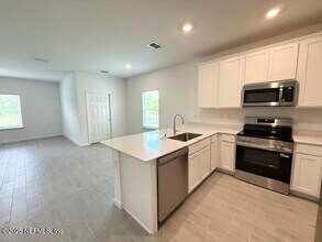6923 Gable Grv Ave in Jacksonville, FL - Building Photo - Building Photo