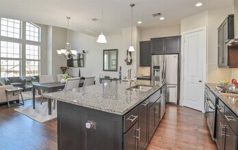 11023 Acorn Falls Dr in Houston, TX - Building Photo - Building Photo