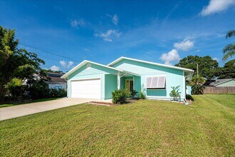 1228 28th Ave in Vero Beach, FL - Building Photo - Building Photo