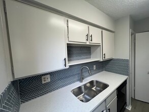 1936 Bernice St in Haltom City, TX - Foto de edificio - Building Photo