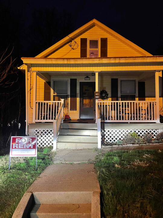 190 W Main St in Mcconnelsville, OH - Building Photo