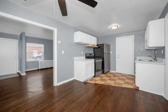 4345 Matson Ave in Deer Park, OH - Foto de edificio - Building Photo