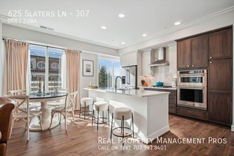 625 Slaters Ln-Unit -307 in Alexandria, VA - Foto de edificio - Building Photo