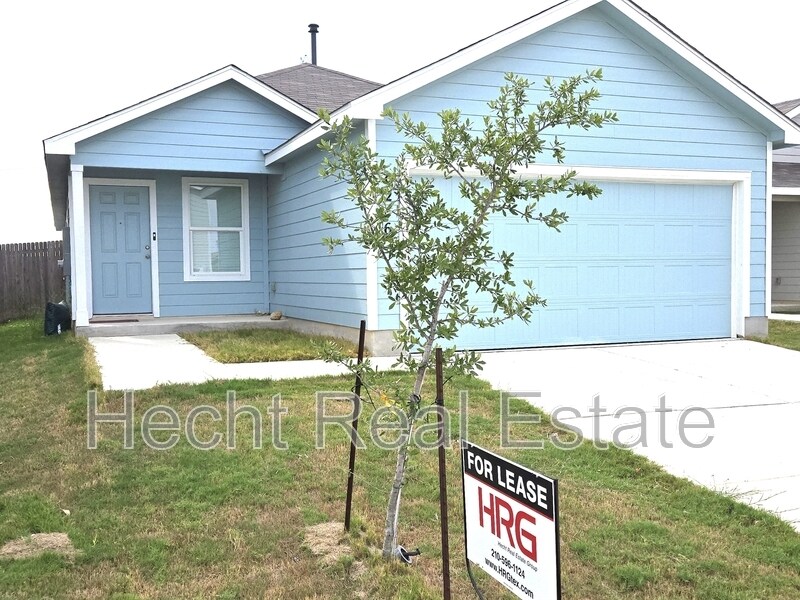 9216 St Jerome in New Berlin, TX - Building Photo