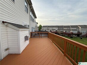 4539 Jasmine Dr in Center Valley, PA - Building Photo - Building Photo