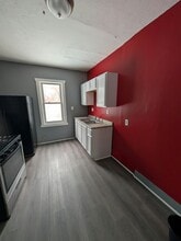 3326 W 73rd St in Cleveland, OH - Building Photo - Building Photo