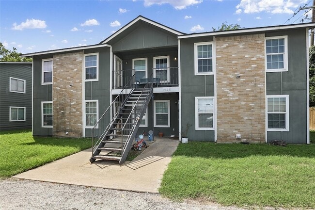 property at 7417 Vintage Hills Dr