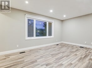 55 Silver Aspen Crescent in Kitchener, ON - Building Photo - Building Photo