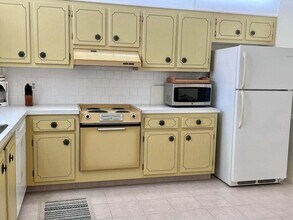 135 Amherst Ln in Greenacres, FL - Building Photo - Building Photo