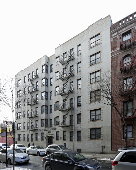 2463 Davidson Ave in Bronx, NY - Building Photo