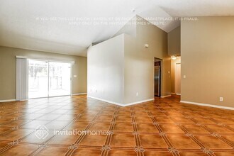 9201 Rockrose Dr in Tampa, FL - Building Photo - Building Photo