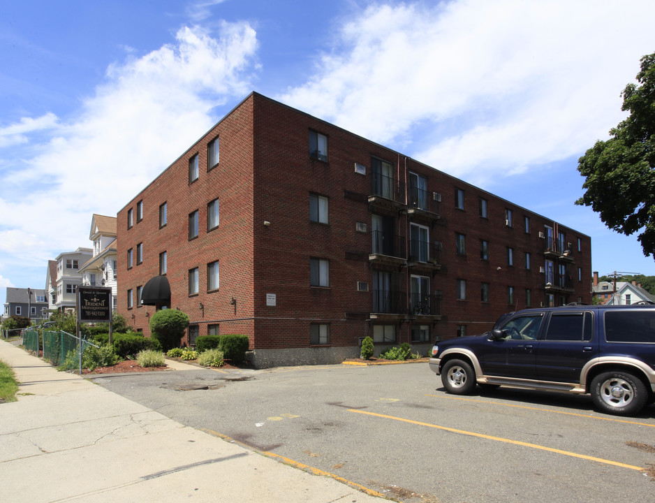 252 Revere Beach Pkwy in Chelsea, MA - Foto de edificio