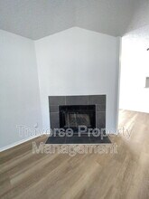 209 Hickory Springs Dr in Euless, TX - Building Photo - Building Photo