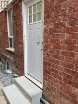 44 Howling Crescent in Ajax, ON - Building Photo