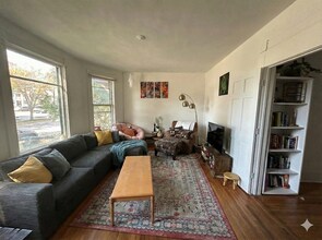 217 N Livingston St, Unit 1 in Madison, WI - Foto de edificio - Building Photo