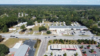 10650 Dorchester Rd in Summerville, SC - Foto de edificio - Building Photo