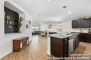 6417 Hoffman Pln in San Antonio, TX - Building Photo - Building Photo