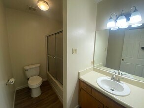 2717 Greenbriar Dr in Jonesboro, AR - Building Photo - Building Photo