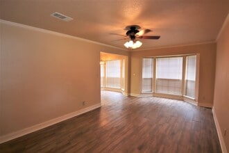 250 Sawmill Rd in Vidor, TX - Building Photo - Building Photo