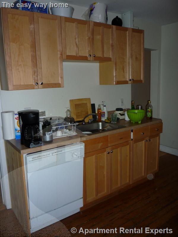 64 Pleasant St