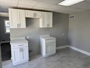 17 W 30th Pl in Steger, IL - Building Photo - Building Photo