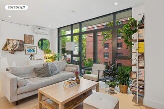 112 Fleet Pl in Brooklyn, NY - Building Photo - Building Photo
