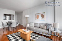 235 W 48th St in New York, NY - Building Photo - Building Photo