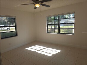 10410 N Ojus Dr in Tampa, FL - Building Photo - Building Photo
