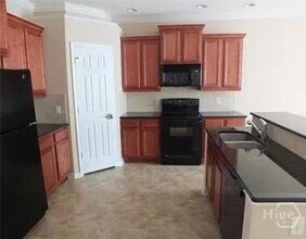 42 Weslyn Park Dr in Savannah, GA - Building Photo - Building Photo