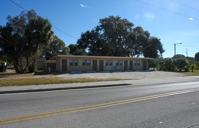 2739 14th Ave S in St. Petersburg, FL - Building Photo - Building Photo