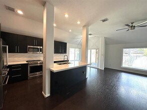 228 Doncaster in Conroe, TX - Building Photo - Building Photo